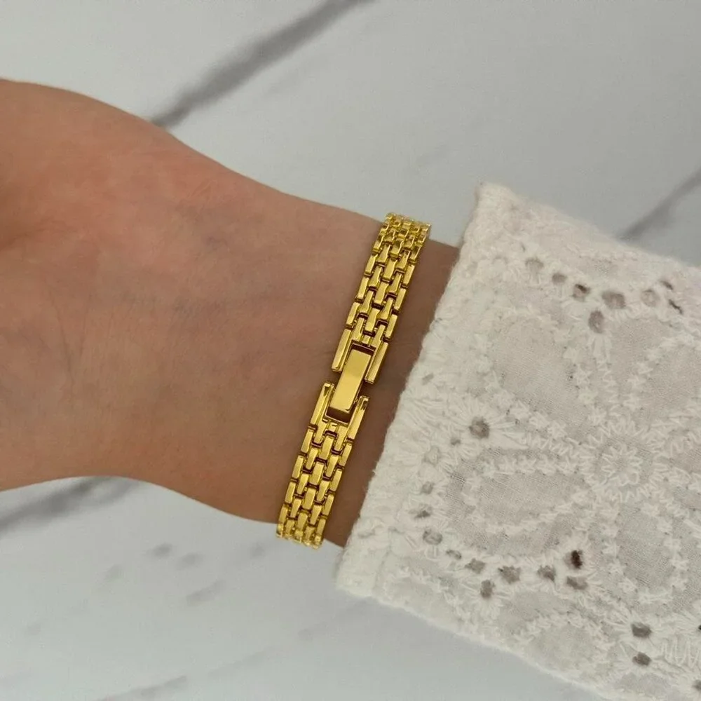SKU:0492 vintage vibe gold mini watch bracelet + in a gift‎ box Stainless steel